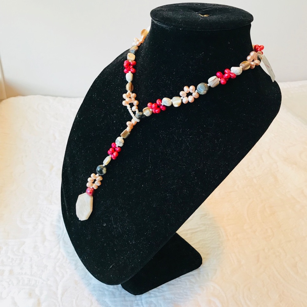 CLEARANCE!! Gorgeous Necklace**Semiprecious stones - Picture 4 of 6